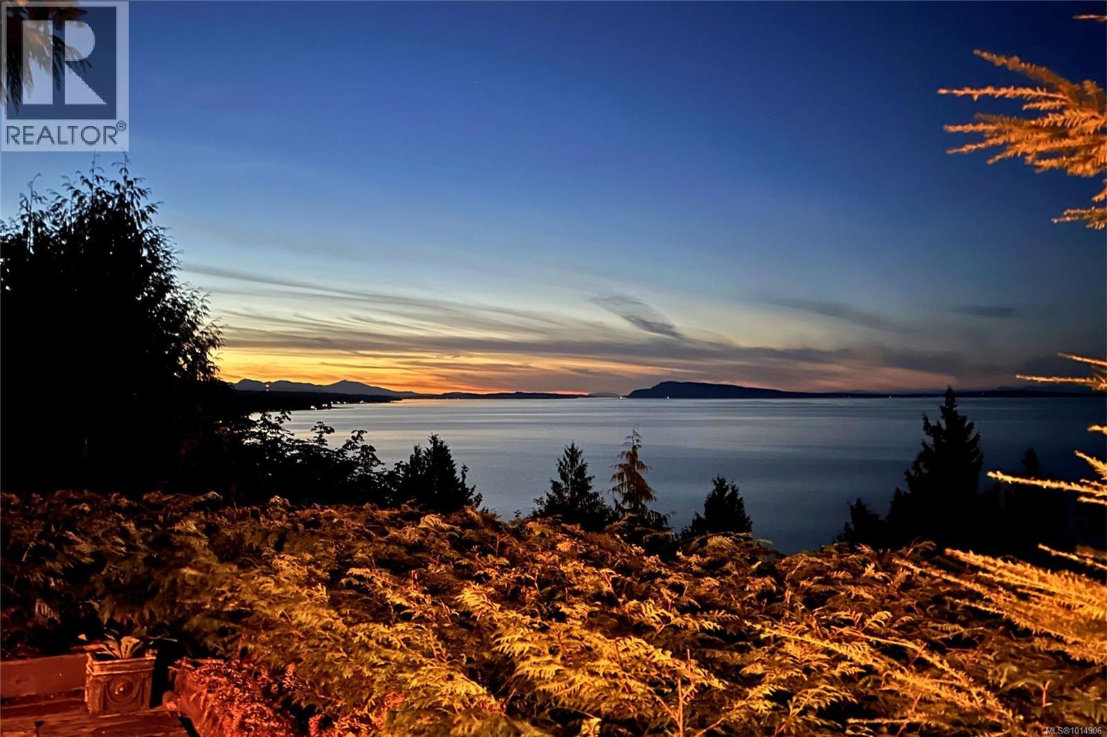 235 Spearfish Rd, Qualicum Beach, BC V9K 2A6