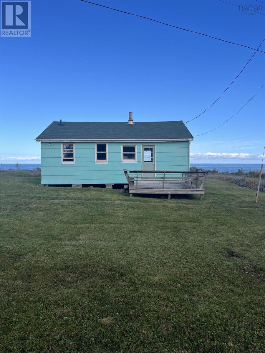 89 Macleod Ln, Toney River, NS B0K 1N0