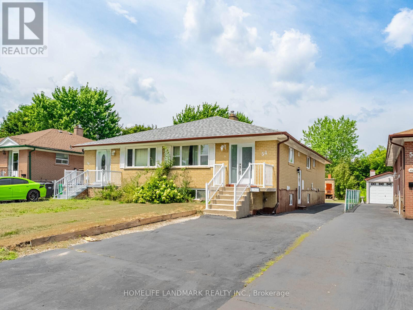 54 Sanford Cres, Brampton, ON L6X 2C3