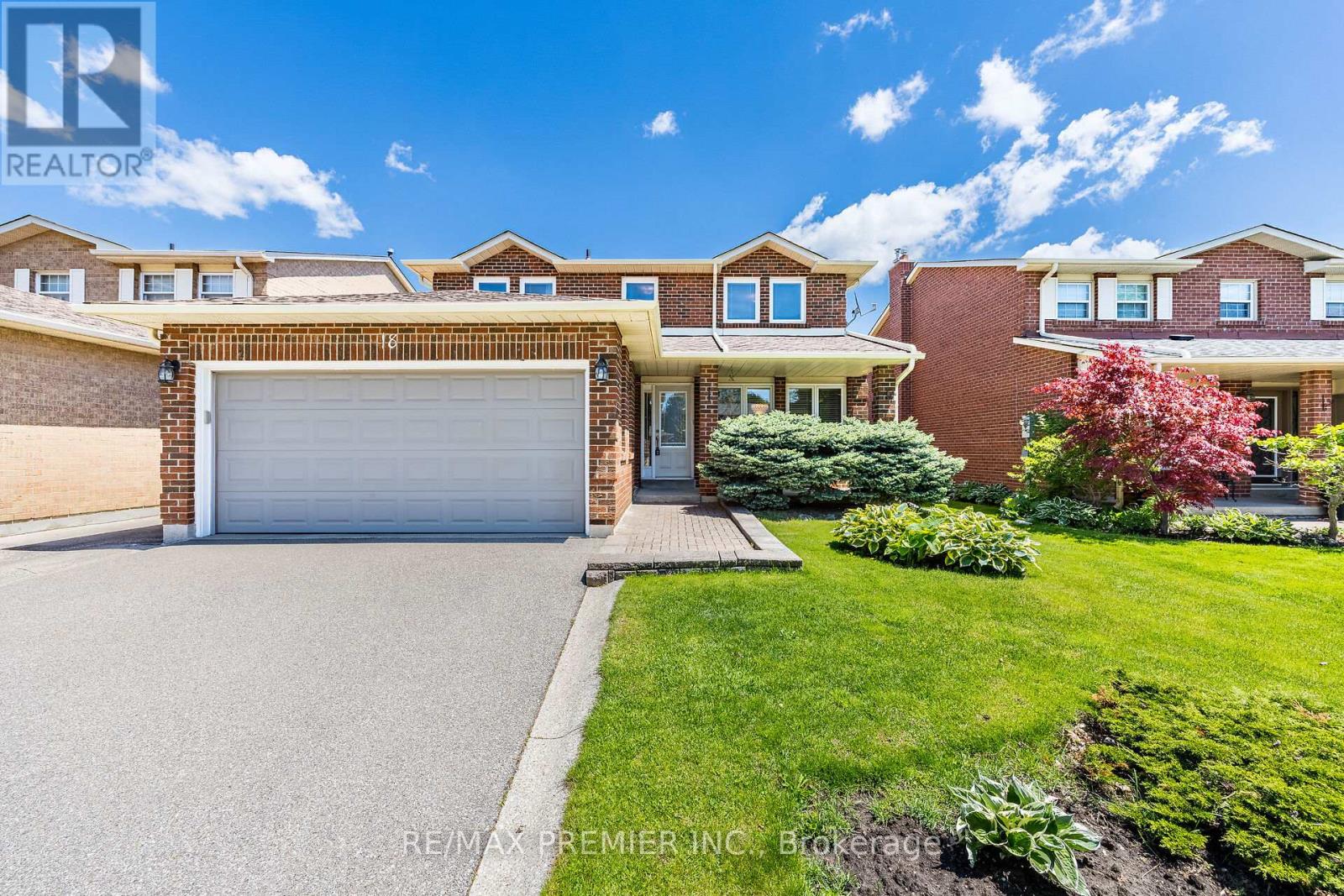 18 Mathewson St, Vaughan, ON L6A 1C1