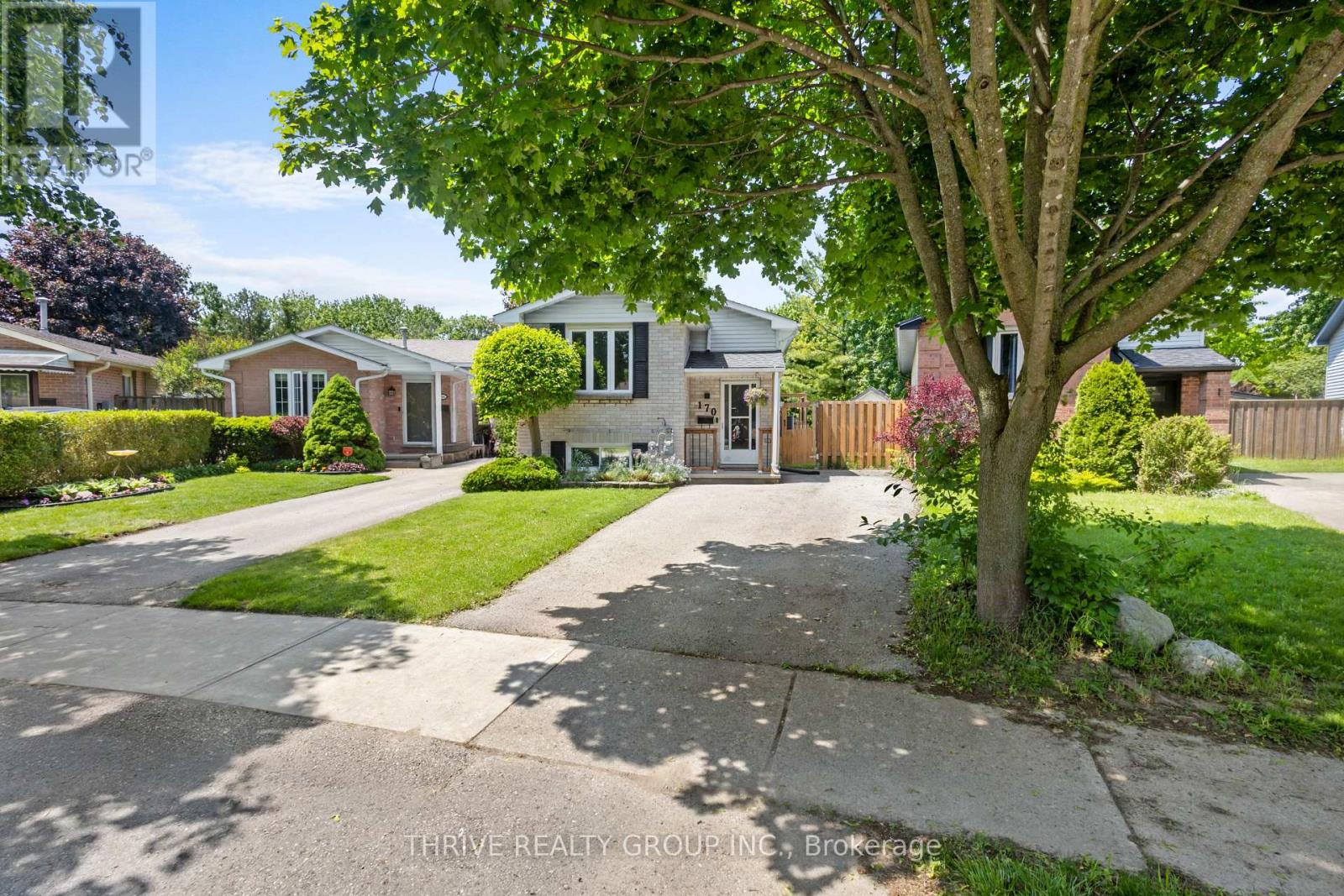 170 Olympic Cres, London, ON N6G 3P7