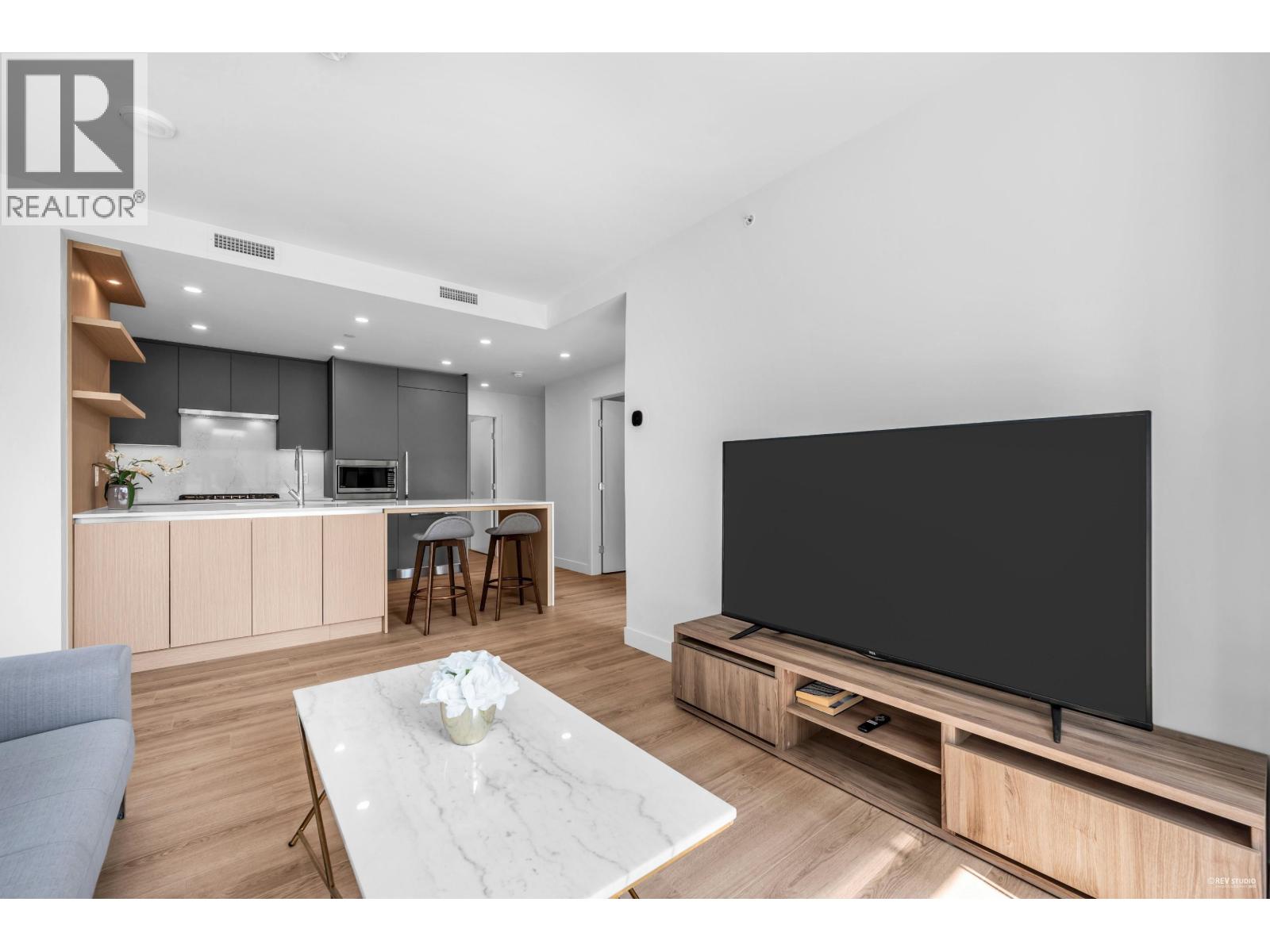 5593 Number 3 Road Unit 508, Richmond, BC V6X 0X6