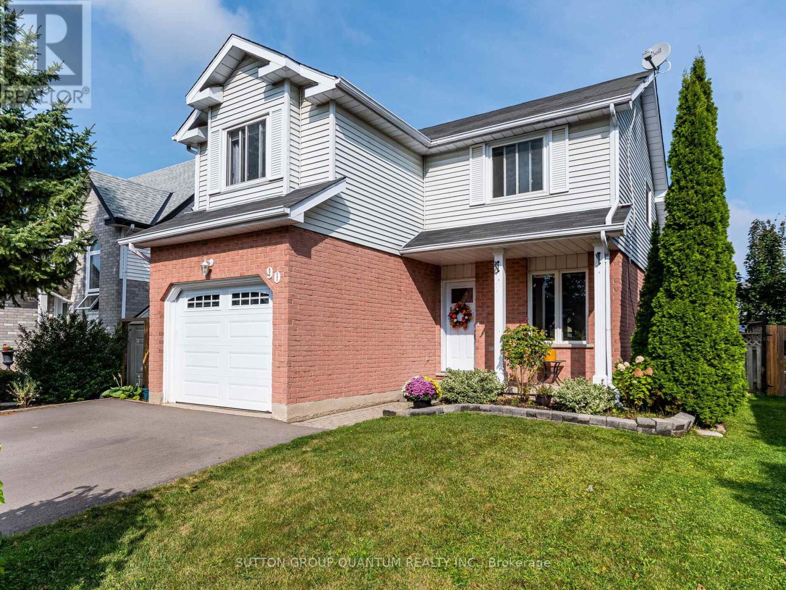 90 Ironstone Dr, Cambridge, ON N1P 1A4