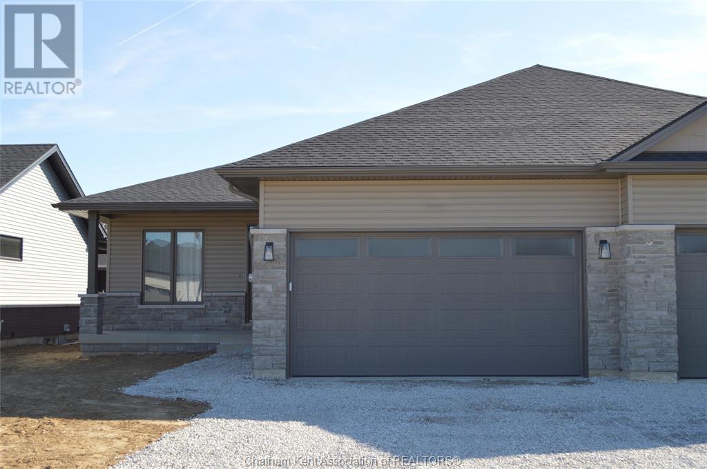 60 Duskridge Rd, Chatham, ON N7L 0G7