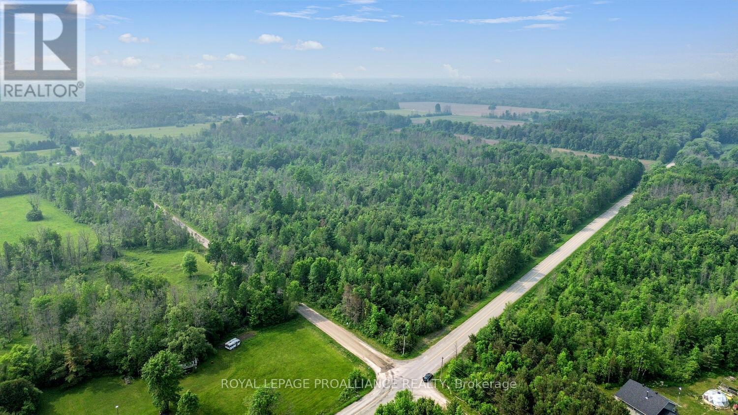 5591 Skakum Rd, Augusta, ON K0E 1T0
