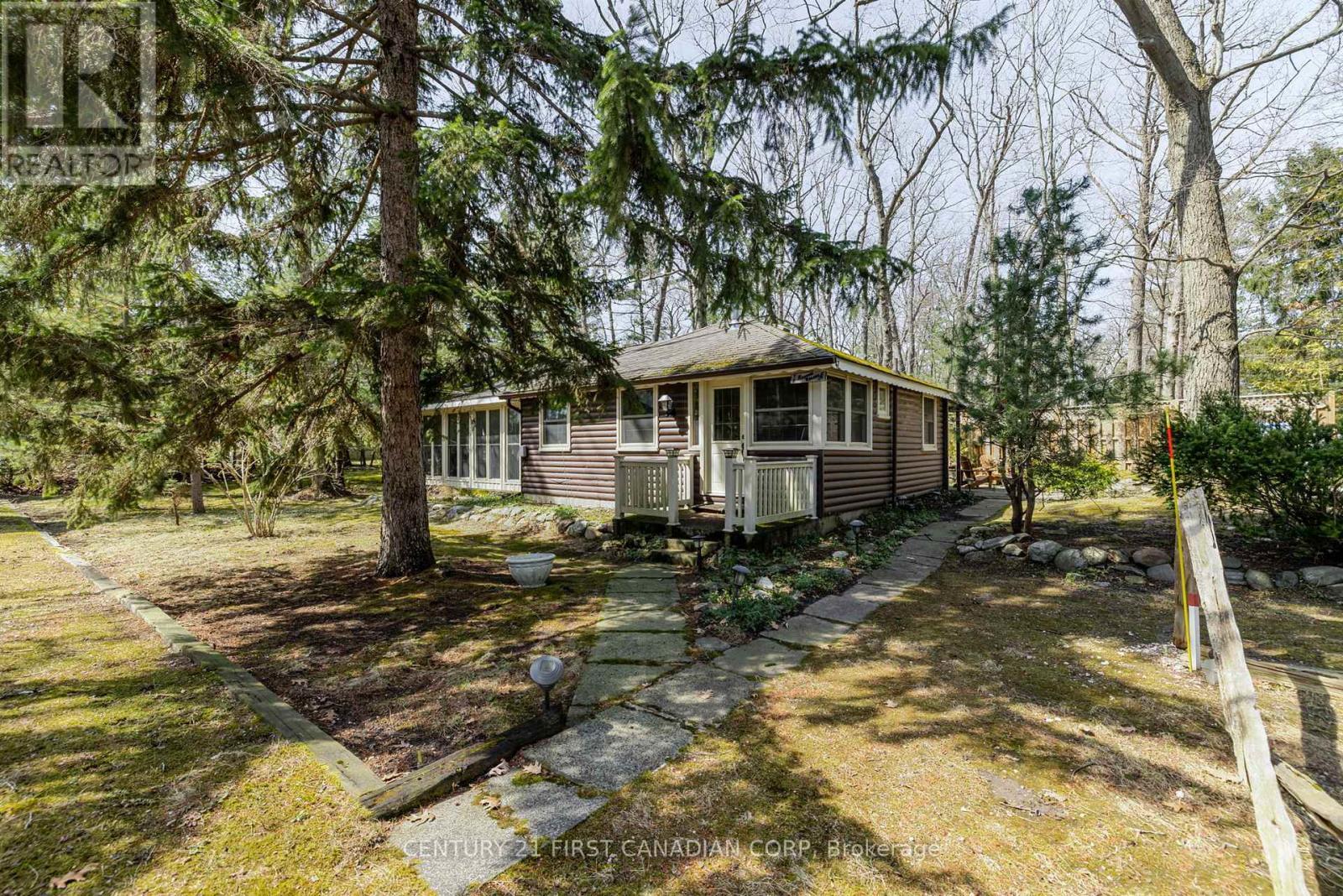 47 Heaman Cres, Lambton Shores, ON N0M 1T0