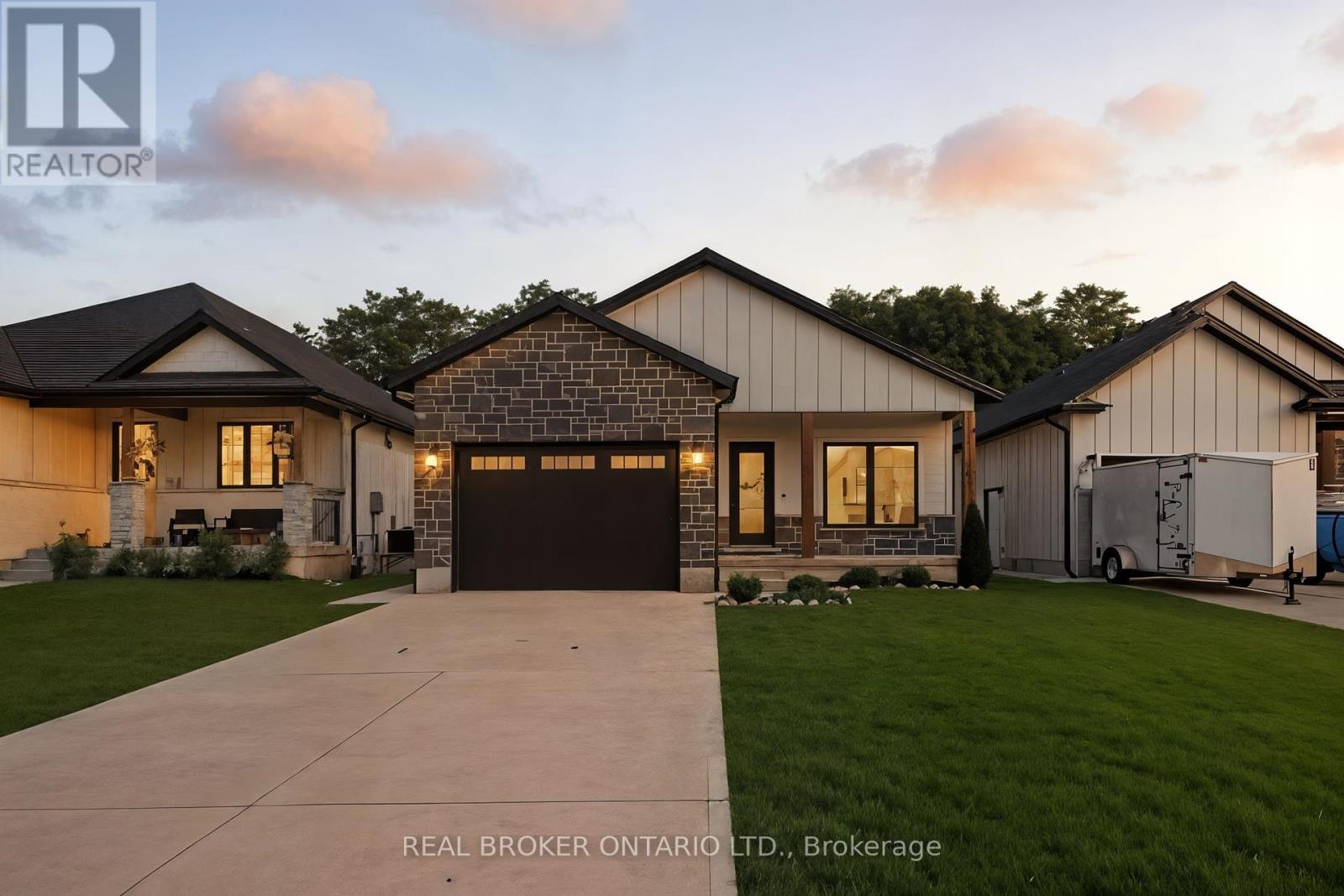 7 Macneil Ct, Bayham, ON N0J 1T0
