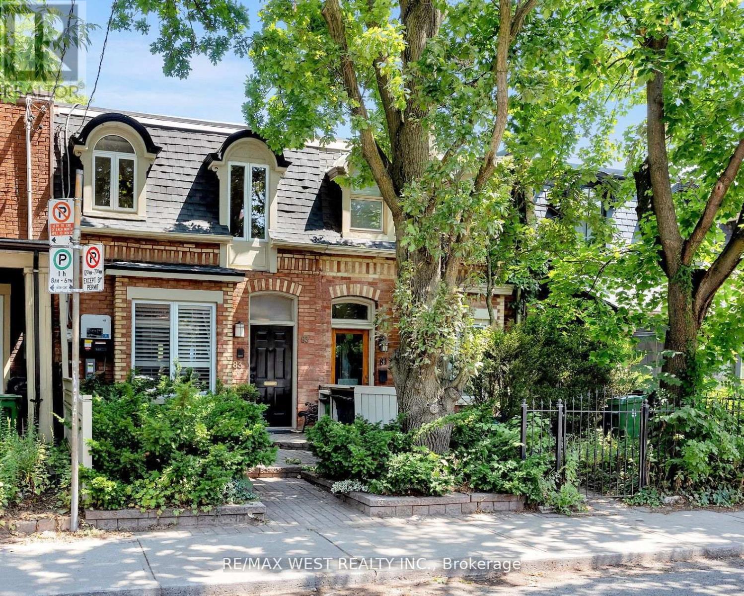 83 Gwynne Ave, Toronto, ON M6K 2C5