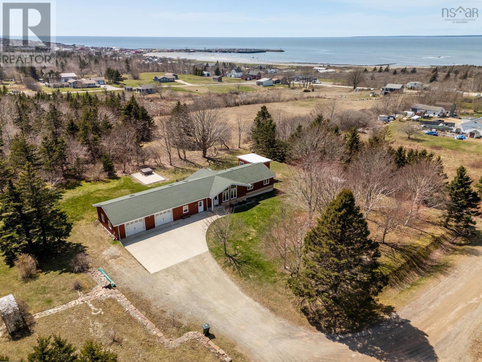 180 John Thibodeau Rd, Meteghan Centre, NS B0W 2K0