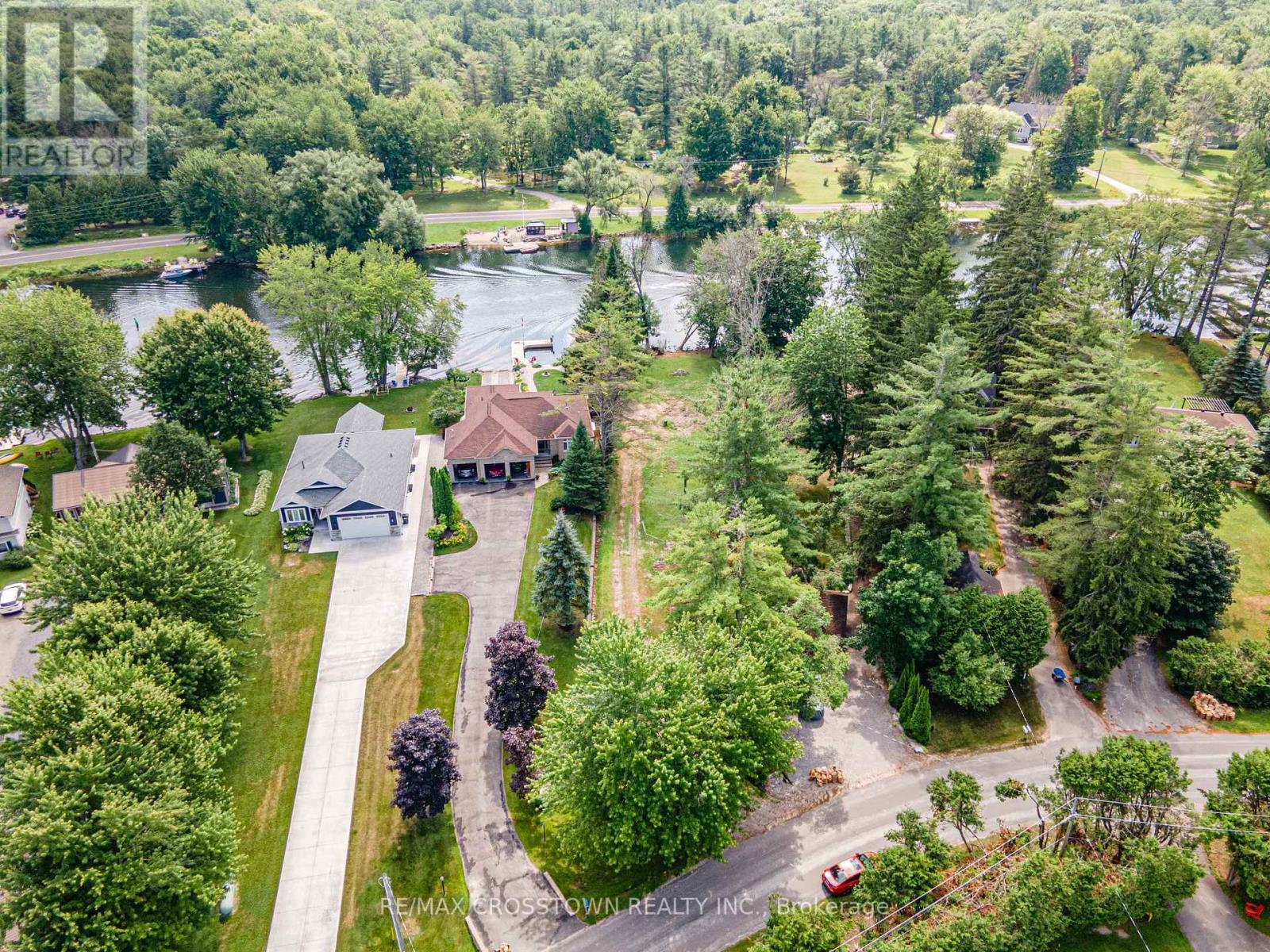1705 Peninsula Pt Rd, Severn, ON P0E 1N0