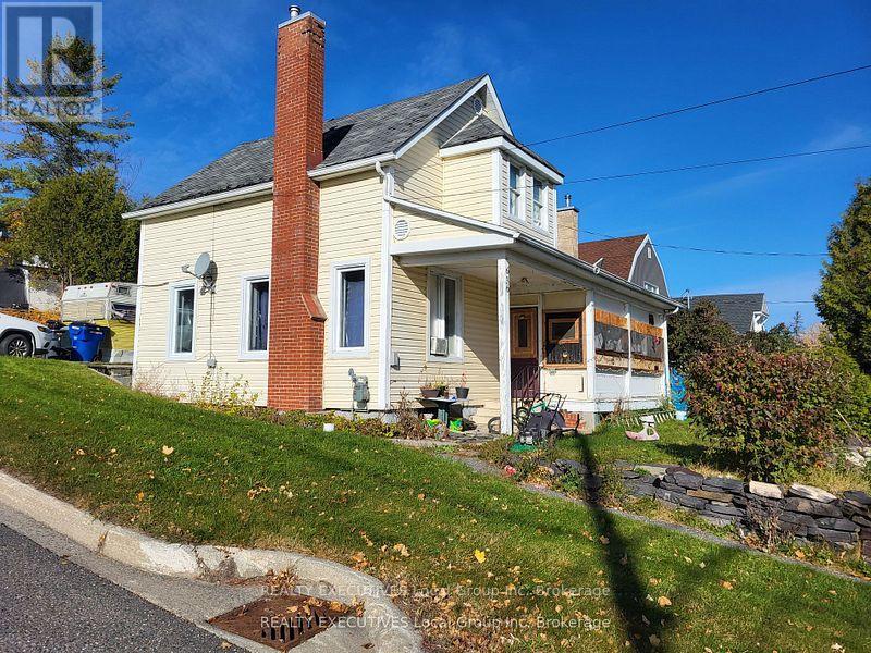 636 Brewster St, Temiskaming Shores, ON P0J 1K0