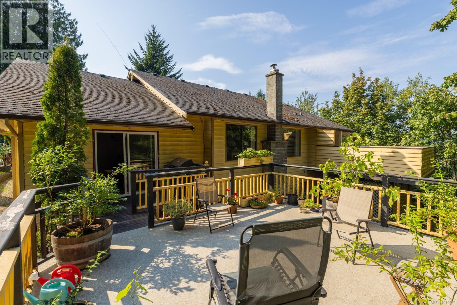 3361 St Troy Pl, Victoria, BC V9C 3J3