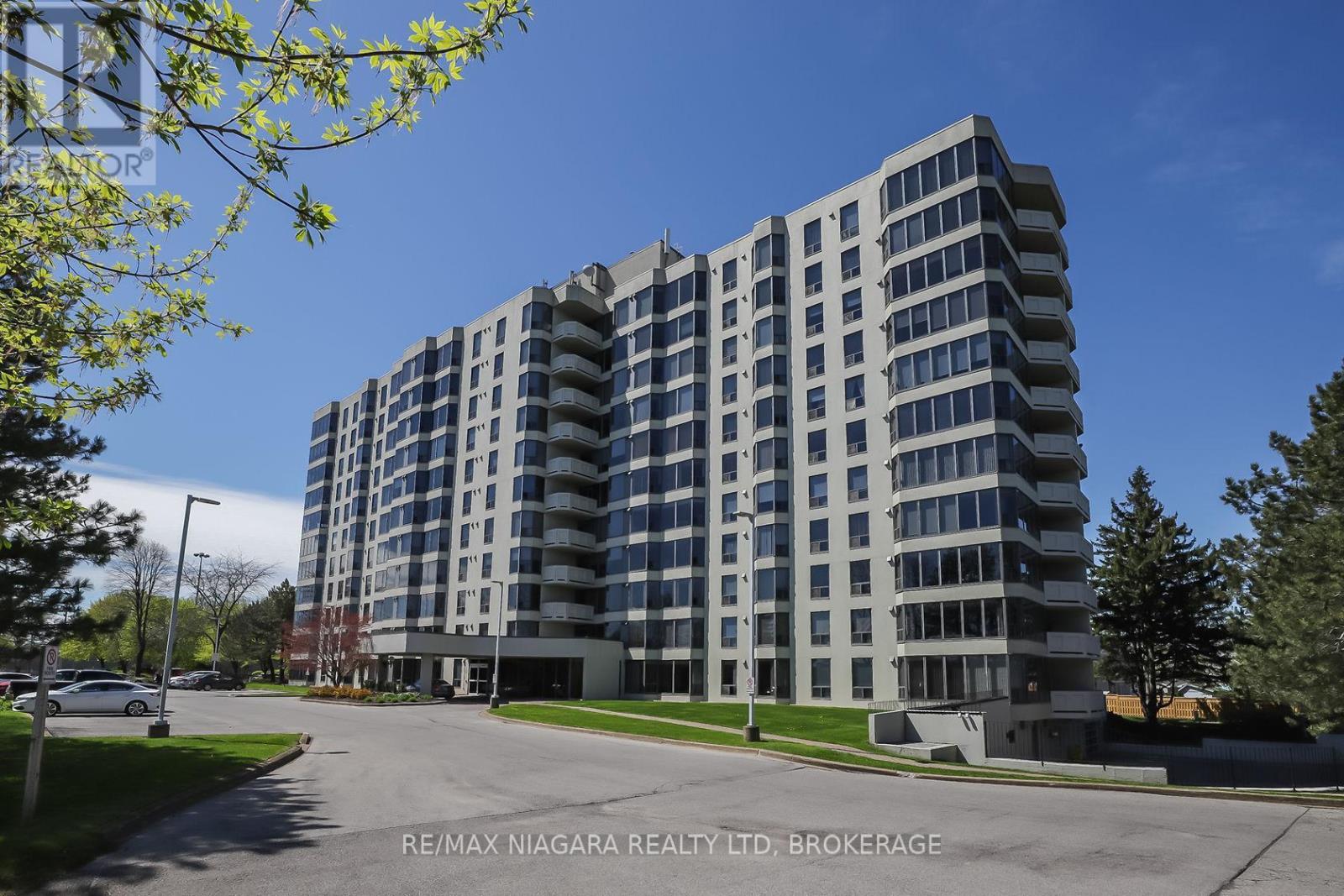 911 81 Scott St, St. Catharines, ON L2N 7L5