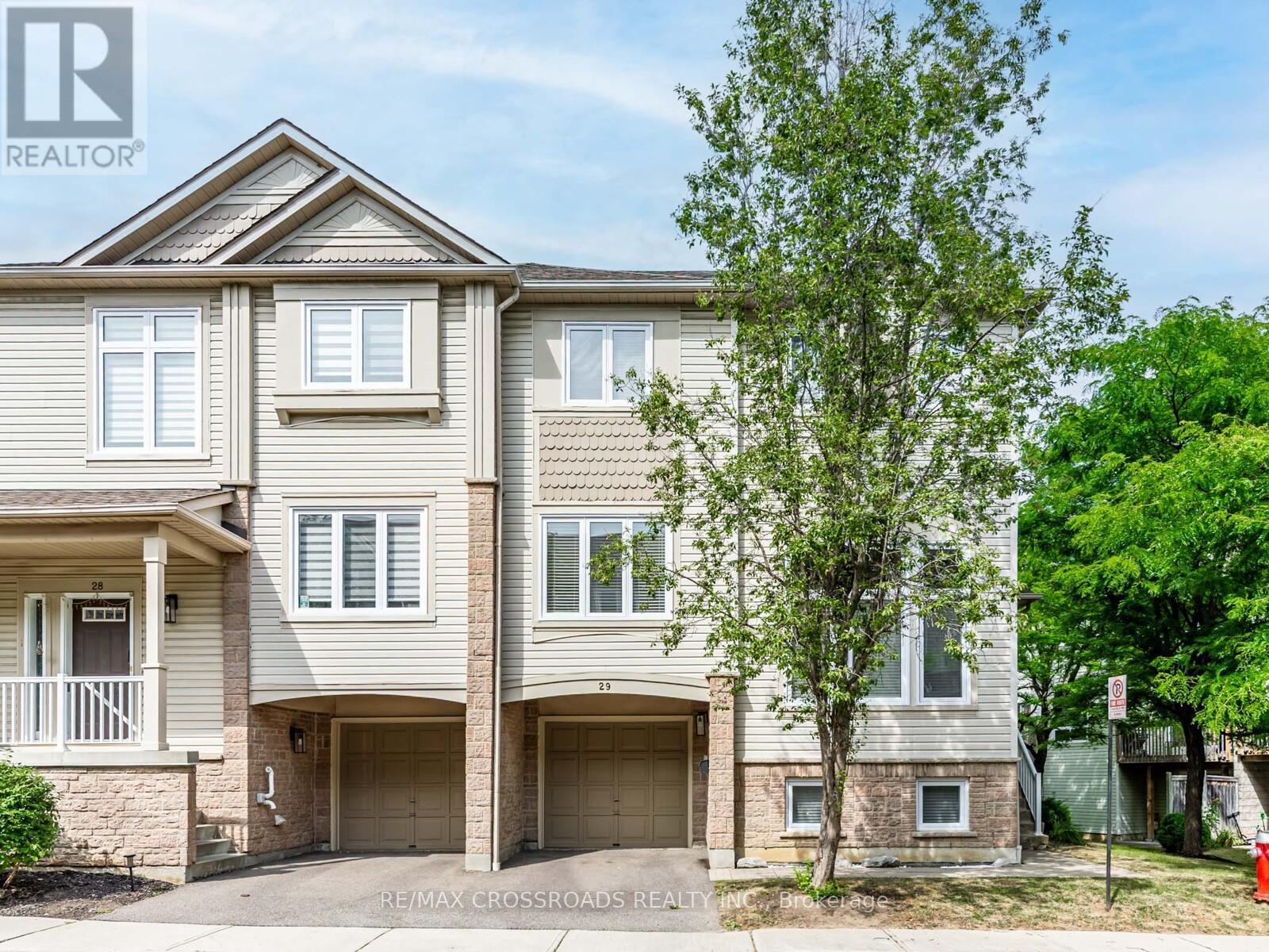 29 7101 Branigan Gate, Mississauga, ON L5N 7S2