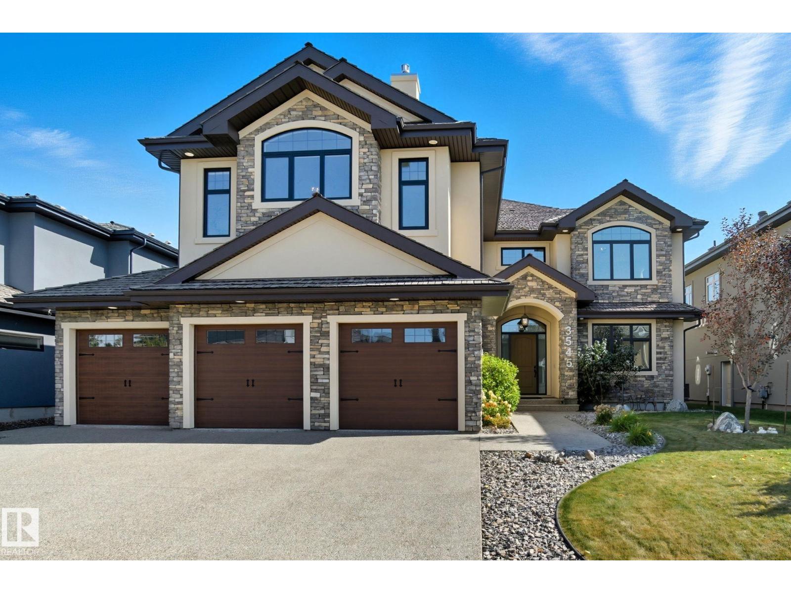 3545 Watson Pt SW, Edmonton, AB T6W 2L2