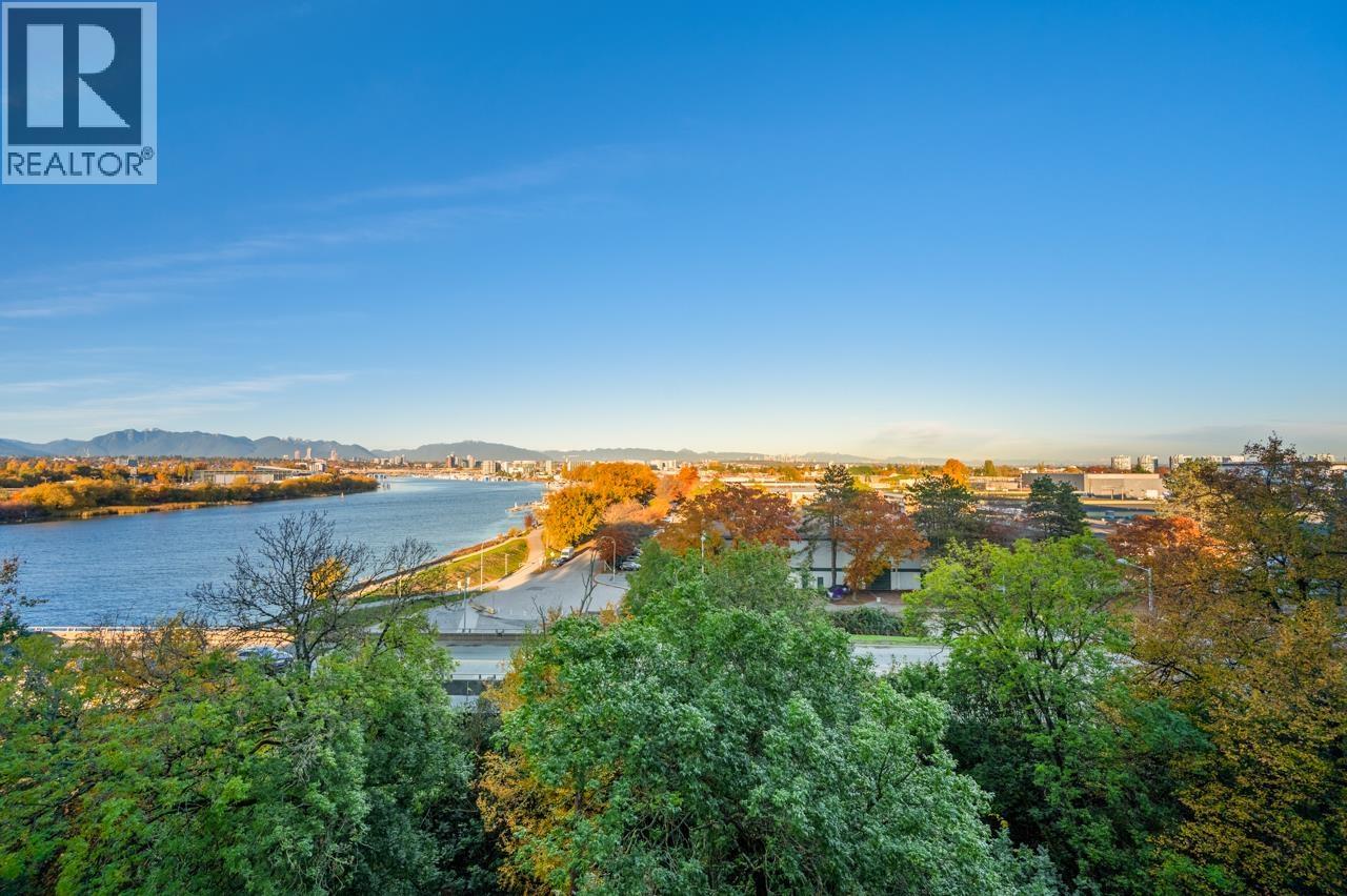 6833 Pearson Way Unit 604, Richmond, BC V7C 0E8