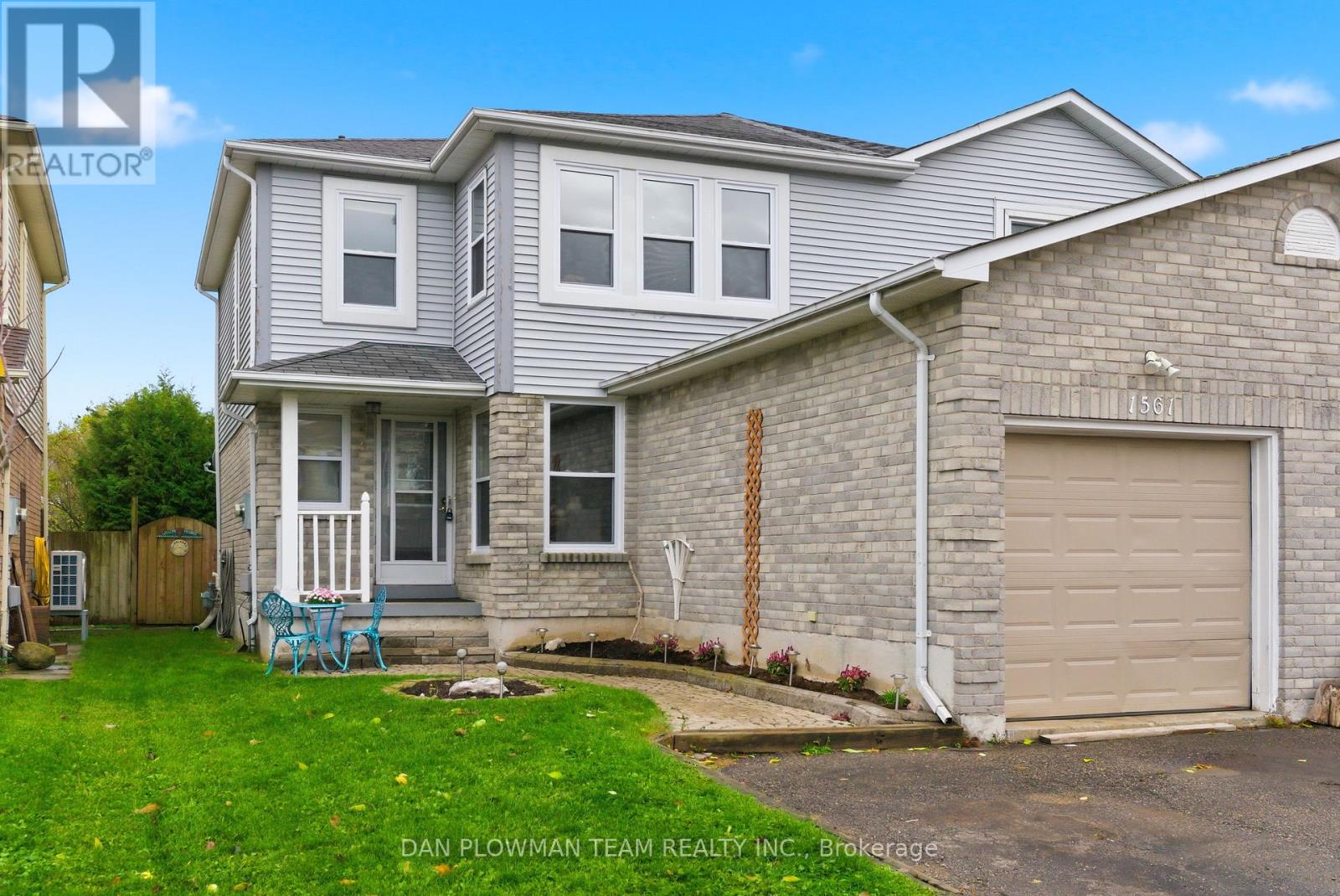 1561 Connery Cres, Oshawa, ON L1J 8G3