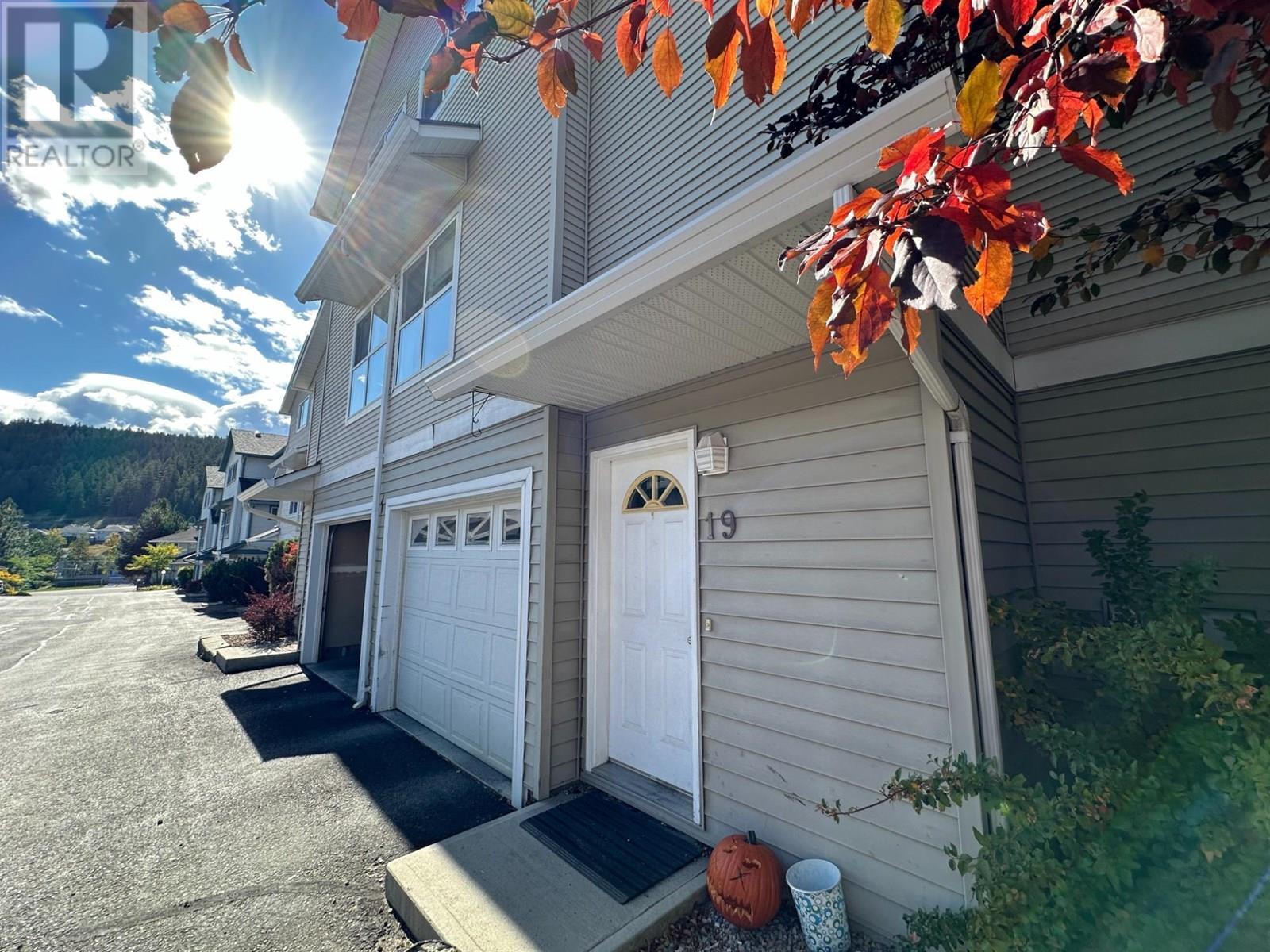 1920 Hugh Allan Drive Unit 19, Kamloops, BC V1S 1Y5