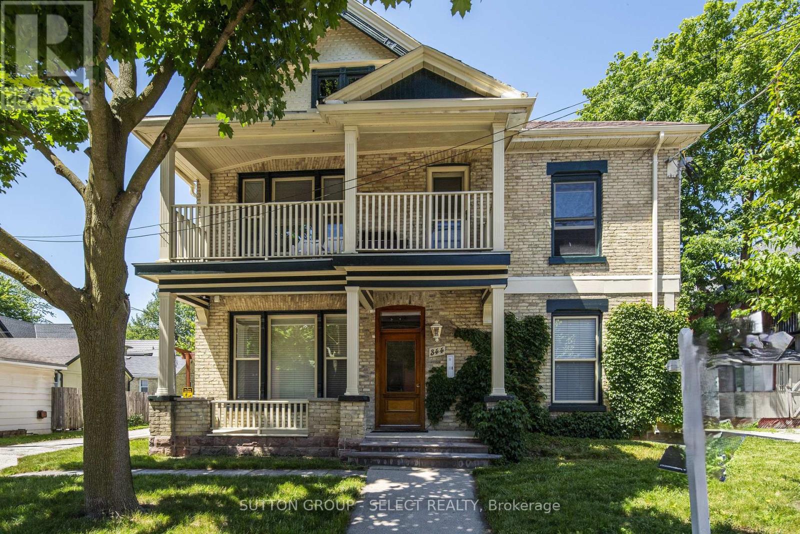 344 Harvard St, London, ON N6A 1R7