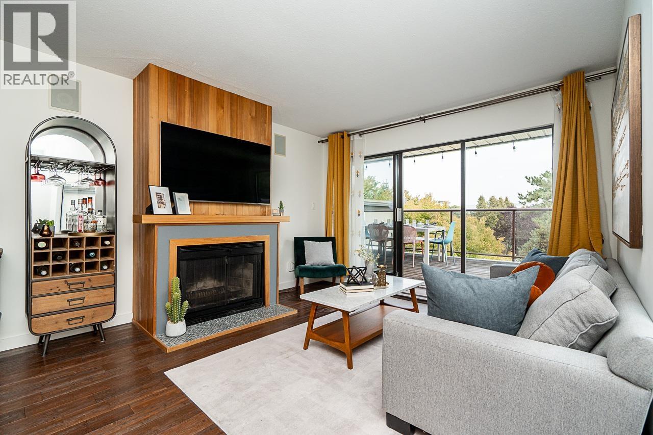 2222 Prince Edward Street Unit 402, Vancouver, BC V5T 4M6