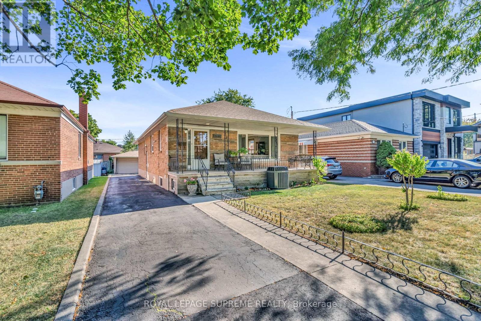 7 Velma Dr, Toronto Stonegate-queensway, ON M8Z 2N2