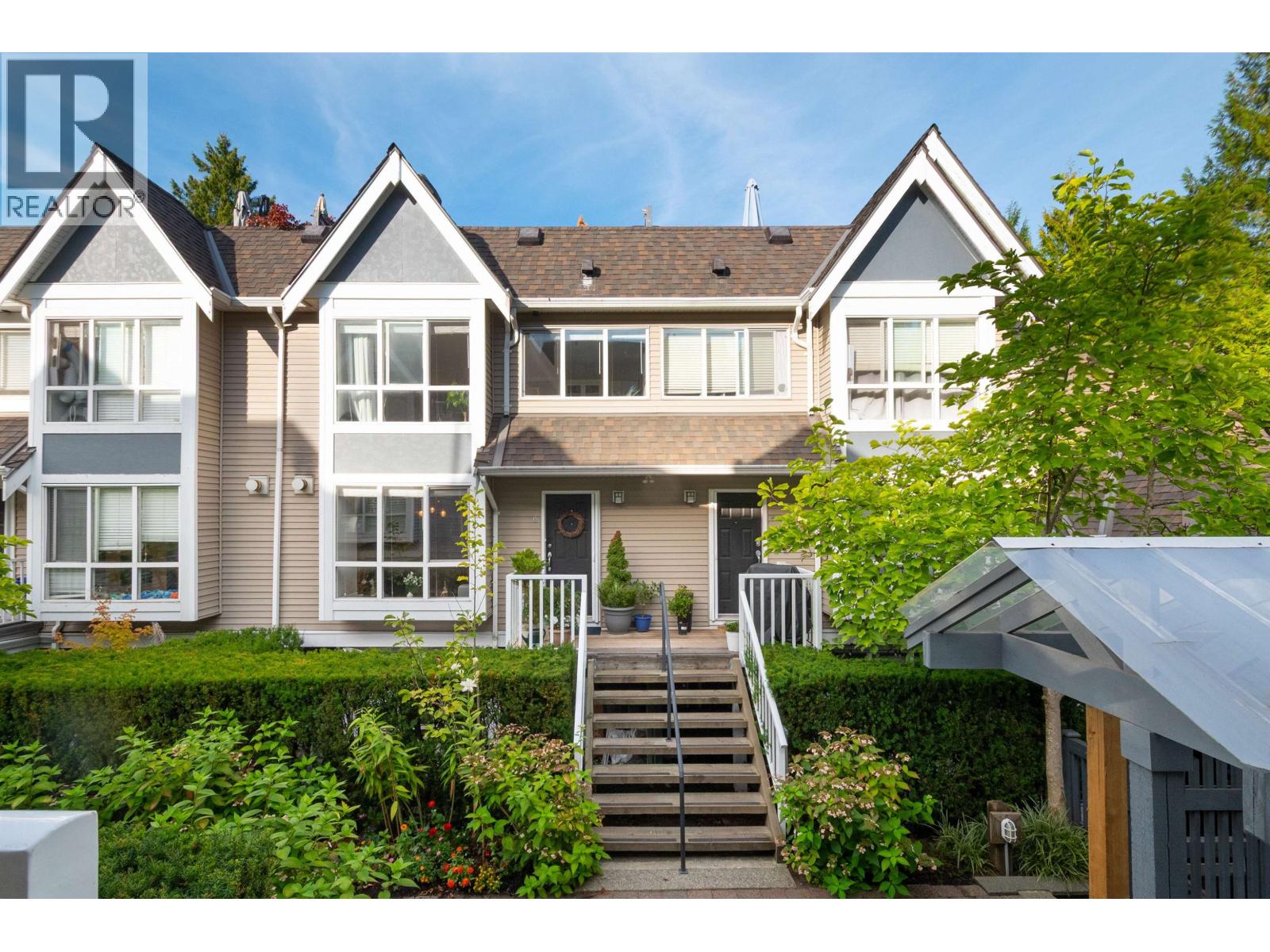 1015 Lynn Valley Road Unit 6, North Vancouver, BC V7J 1Z6