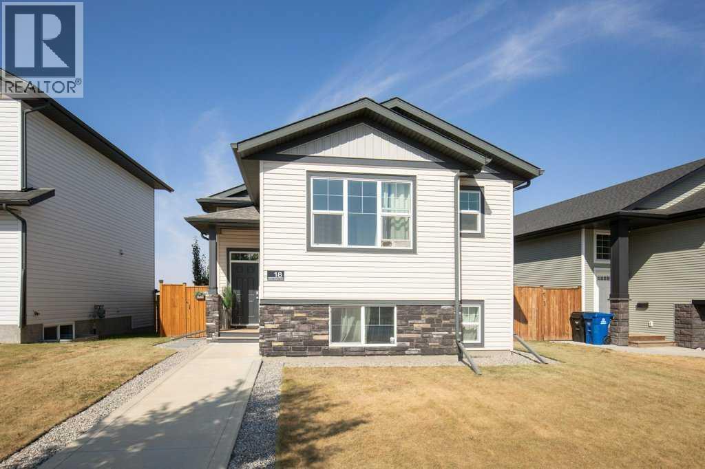 18 Aurora Heights Blvd, Blackfalds, AB T4M 0M1