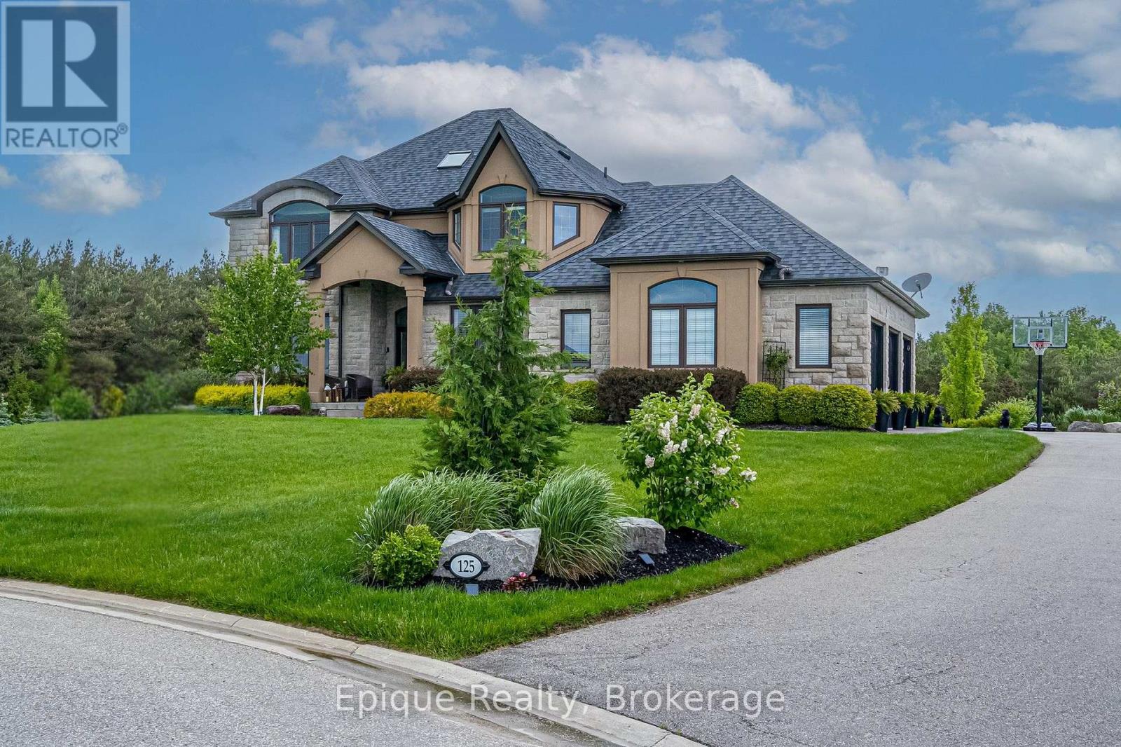 125 Crewson Ct, Erin, ON N0B 2K0