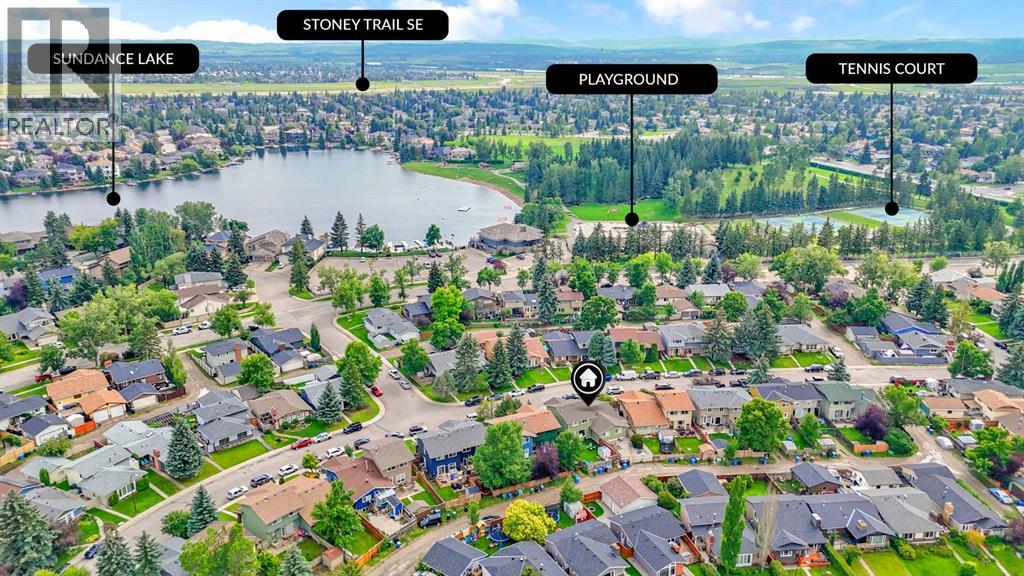 30 Sunhurst Cres SE, Calgary, AB T2X 1T6