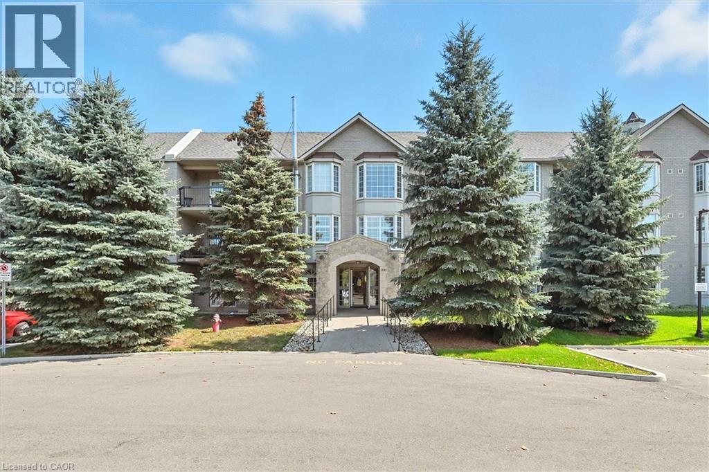 990 Golf Links Road Unit 204, Hamilton, ON L9K 1J8