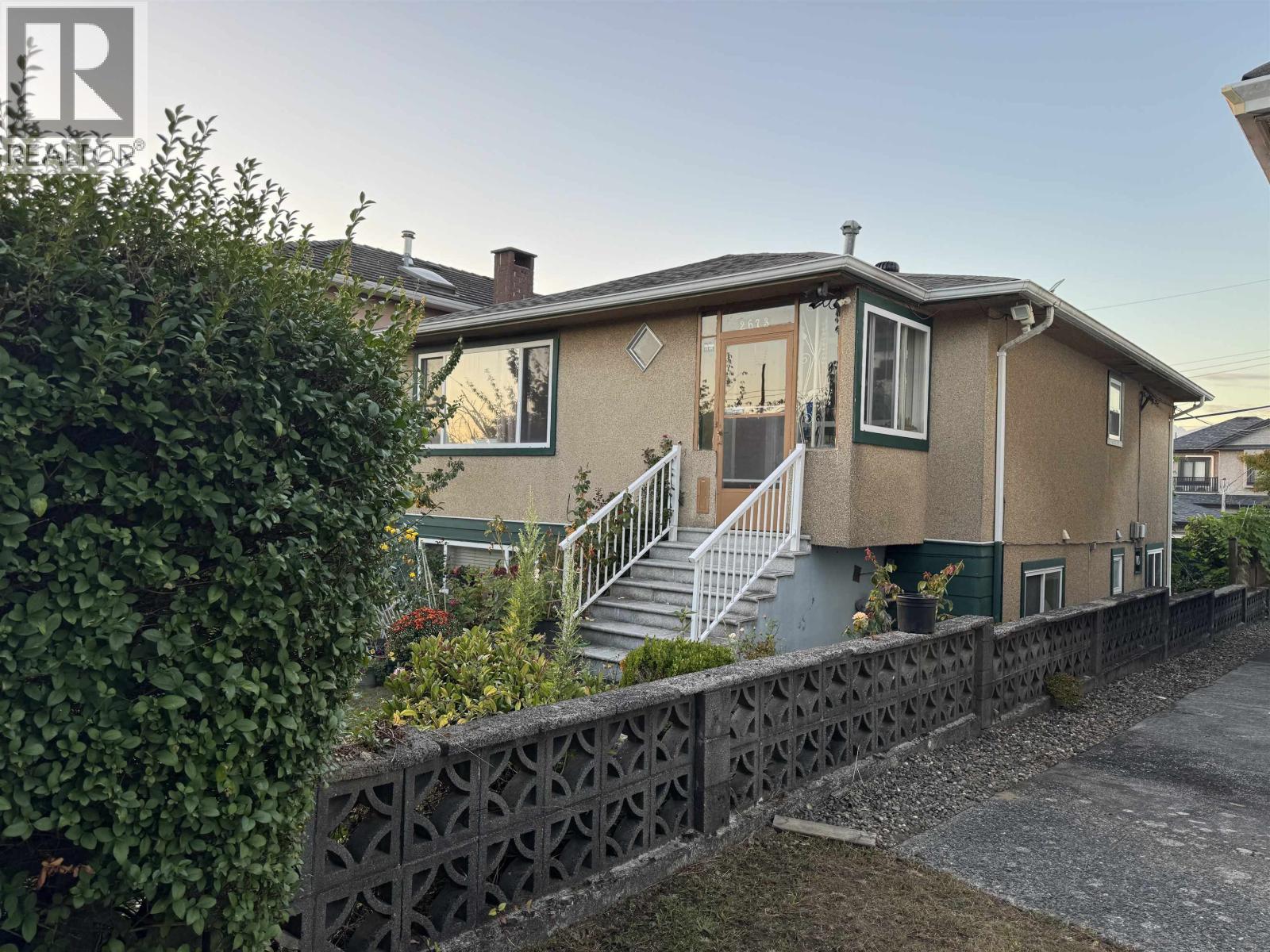 2673 E 22nd Ave, Vancouver, BC V5M 2X6