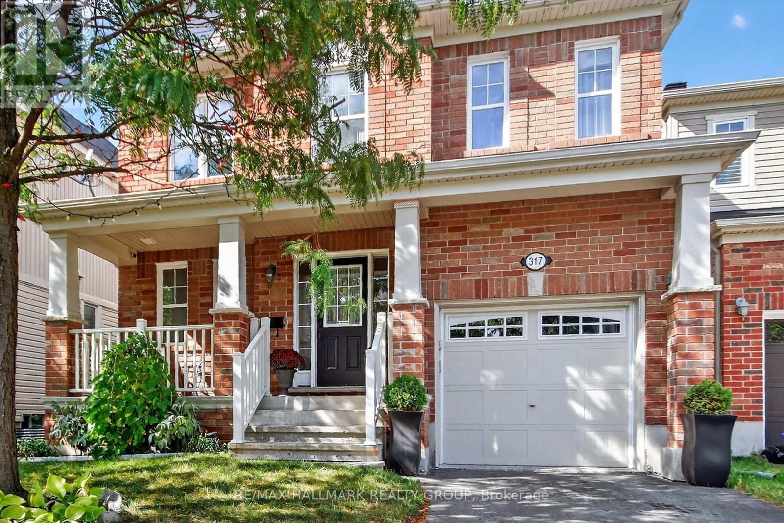 317 River Landing Ave, Ottawa, ON K2J 3V4