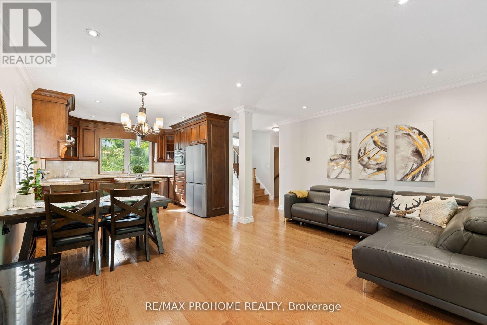 39 Addison Cres, Toronto, ON M3B 1K7