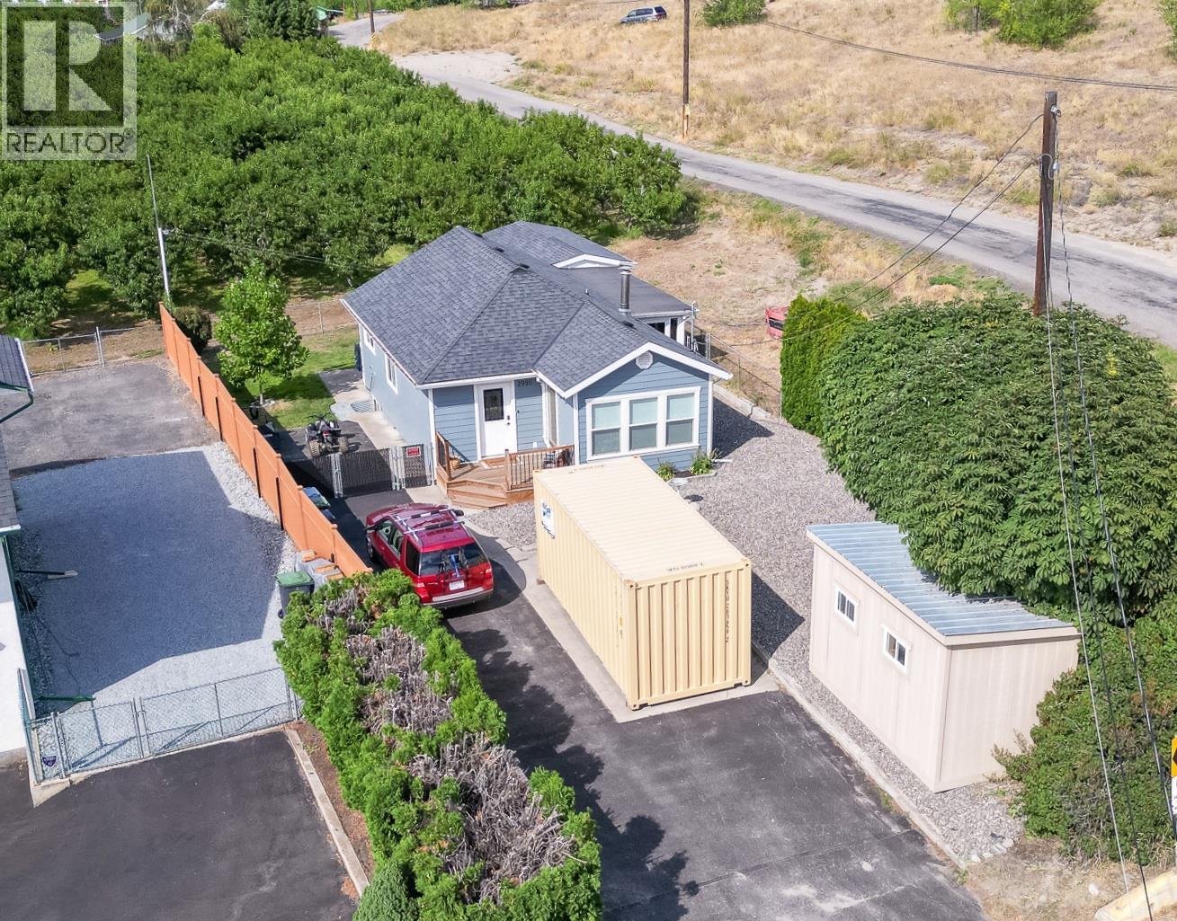 2990 Mcculloch Rd, Kelowna, BC V1W 4A5