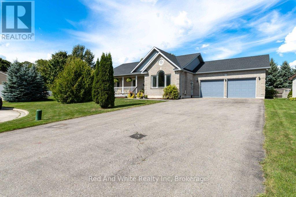 395 Bell St, Minto, ON N0G 2P0