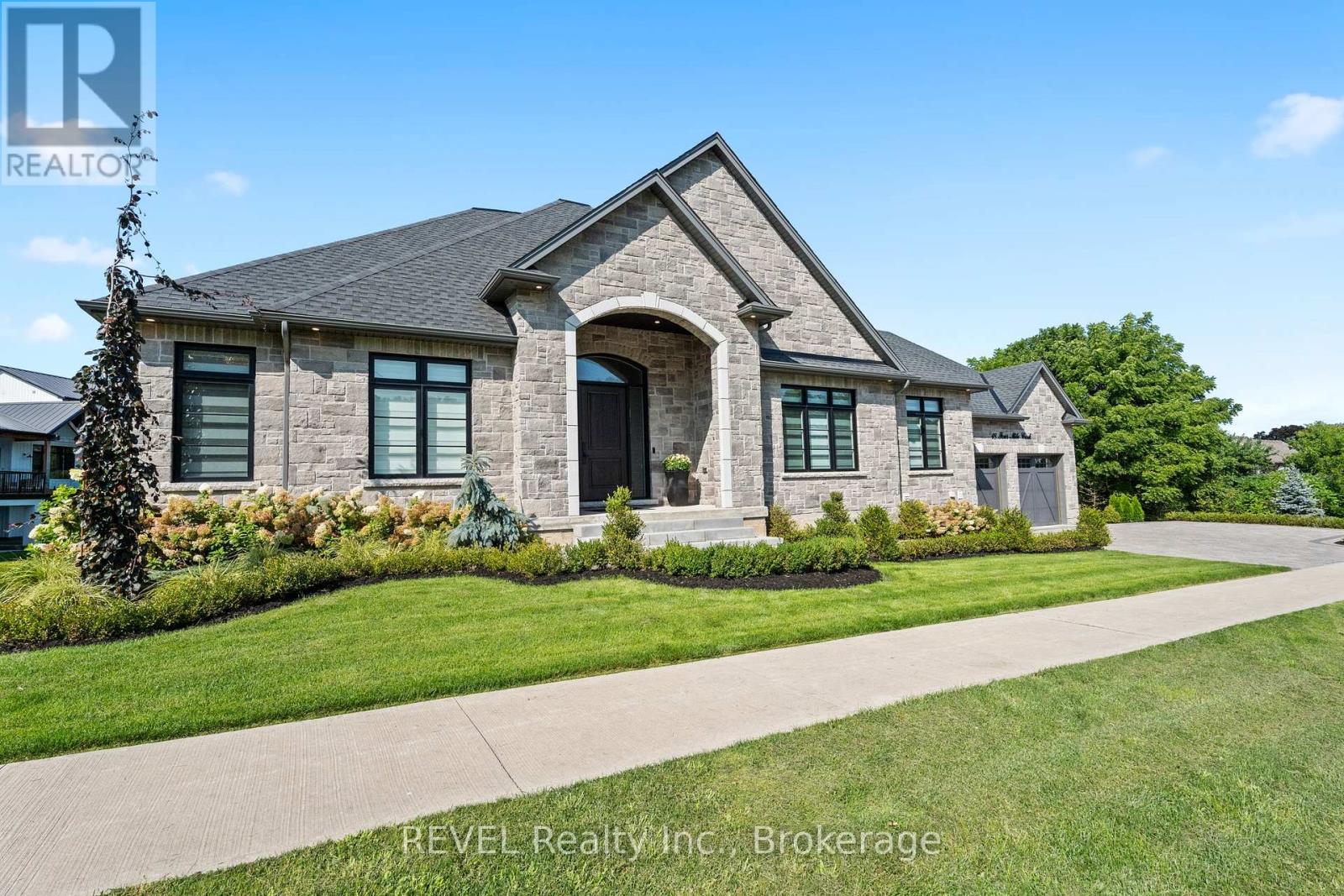 18 Four Mile Creek Rd, Niagara-on-the-lake St. Davids, ON L0S 1J1