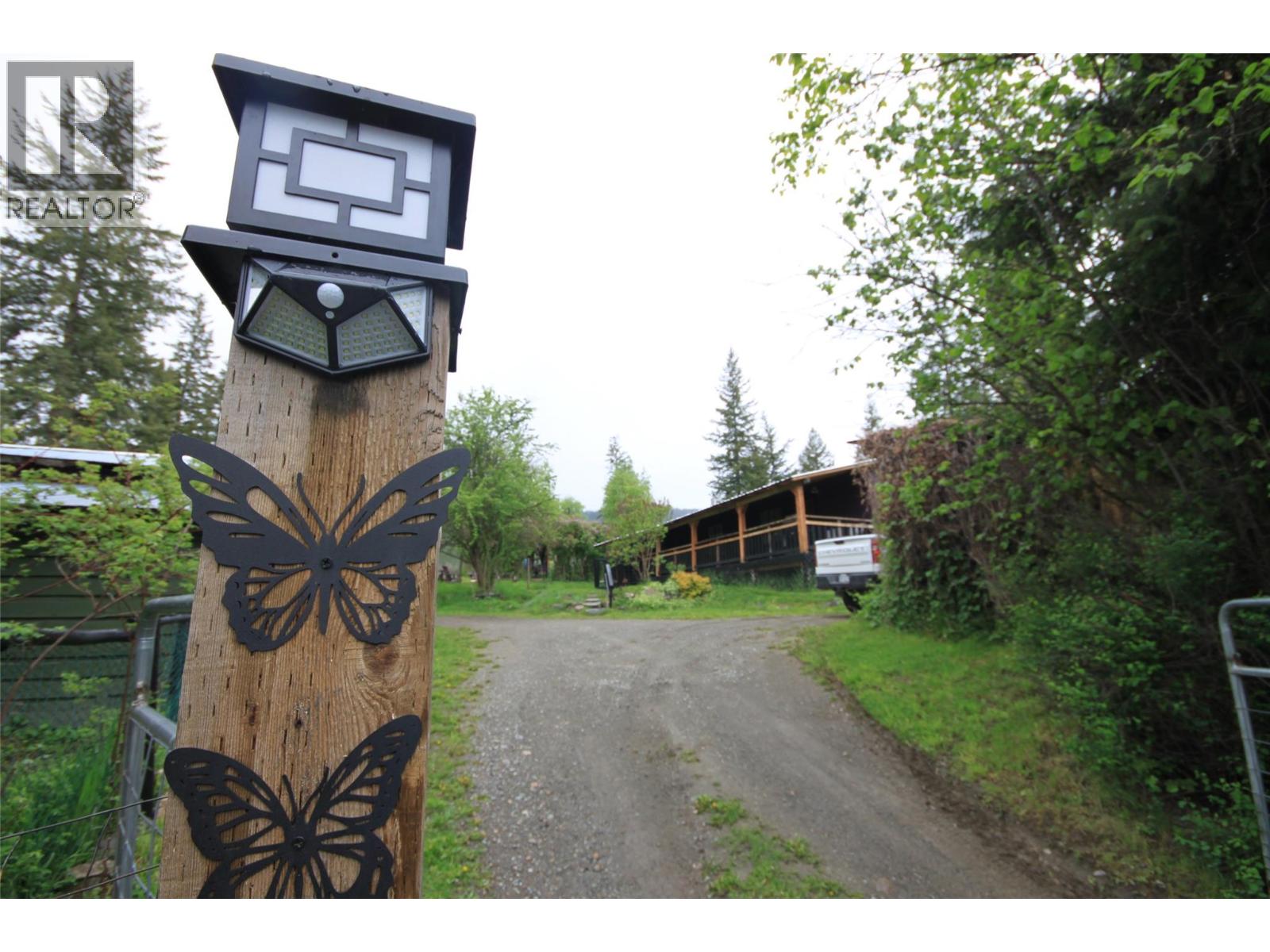 3194 Creighton Valley Rd, Cherryville, BC V0E 2G3