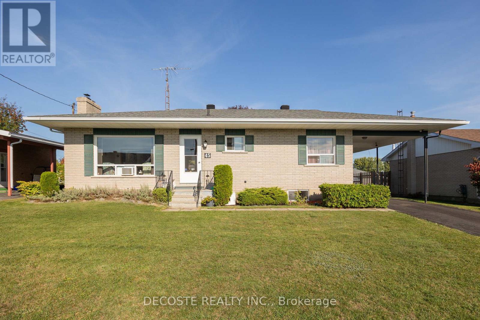 45 Clement St, North Glengarry, ON K0C 1A0