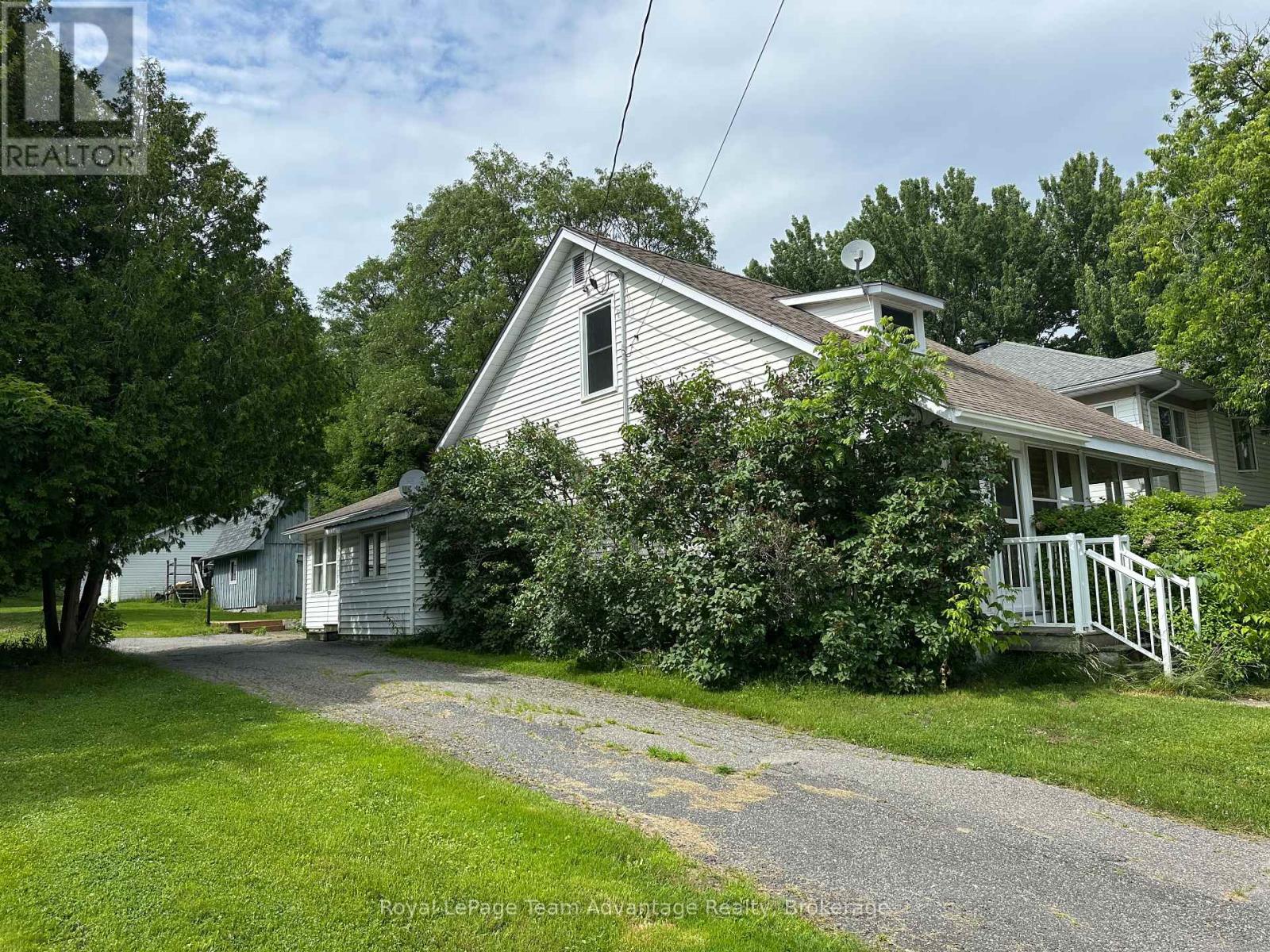 66 William St, Parry Sound, ON P2A 1V1