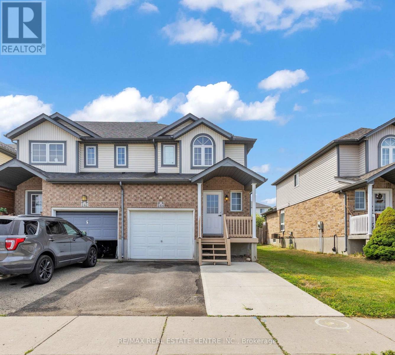 244 Activa Ave, Kitchener, ON N2E 3T9