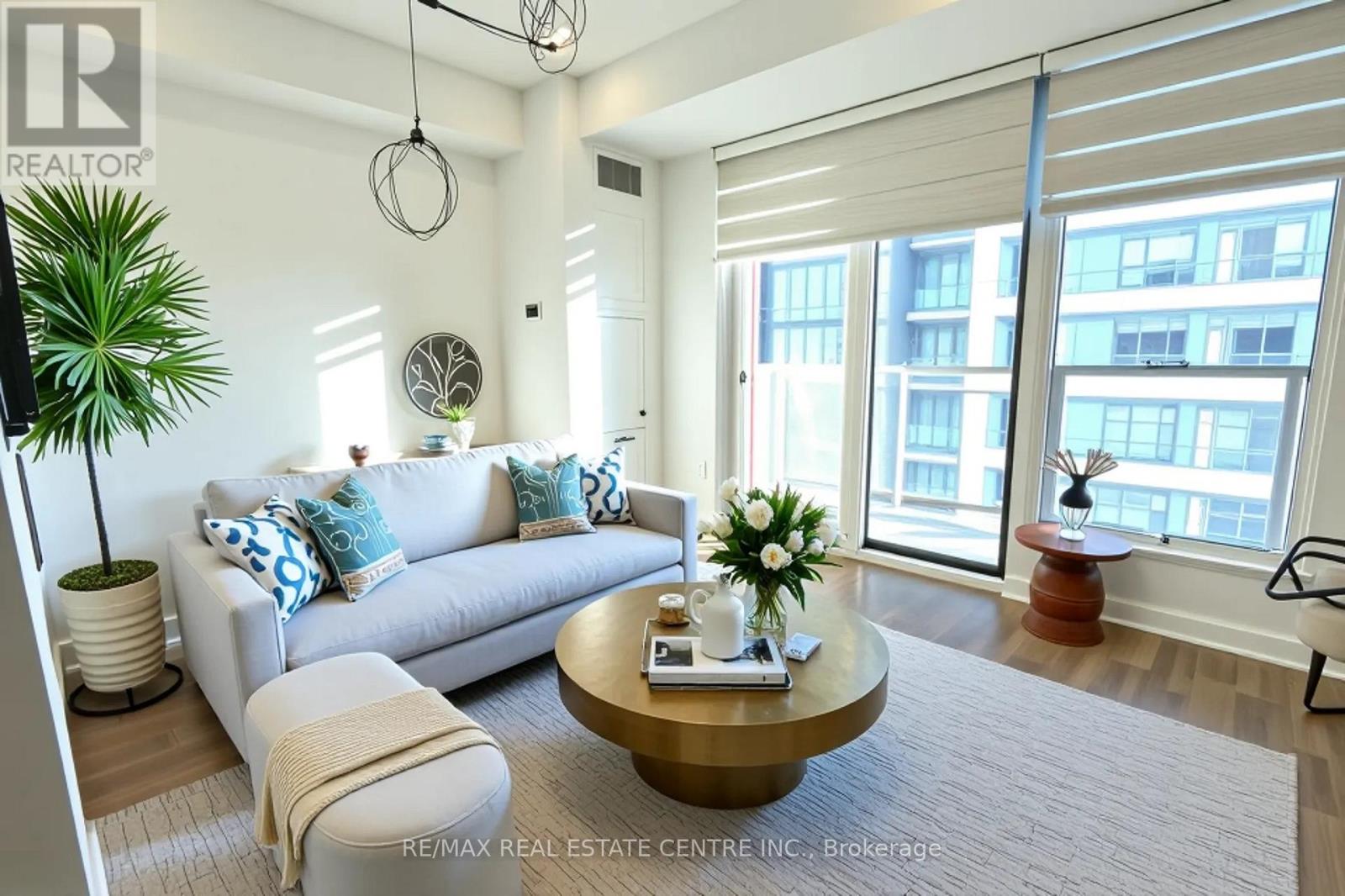 1803 5 Wellington St S, Kitchener, ON N2G 0E3