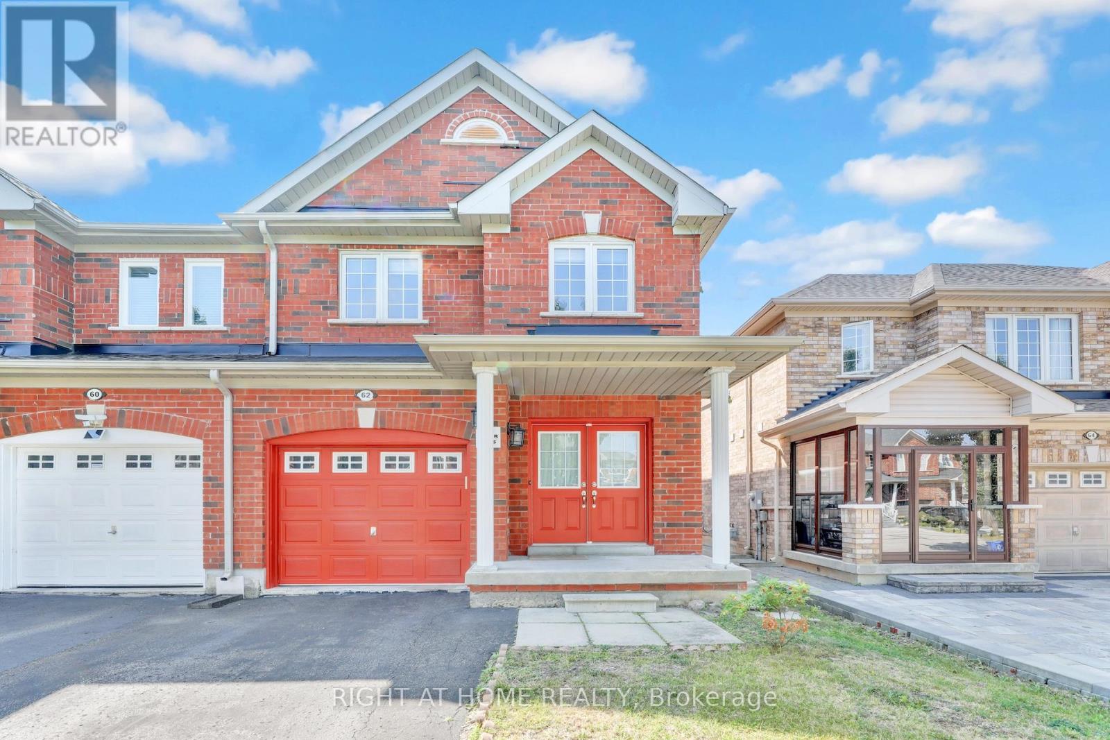 62 Martini Dr, Richmond Hill, ON L4S 2T7