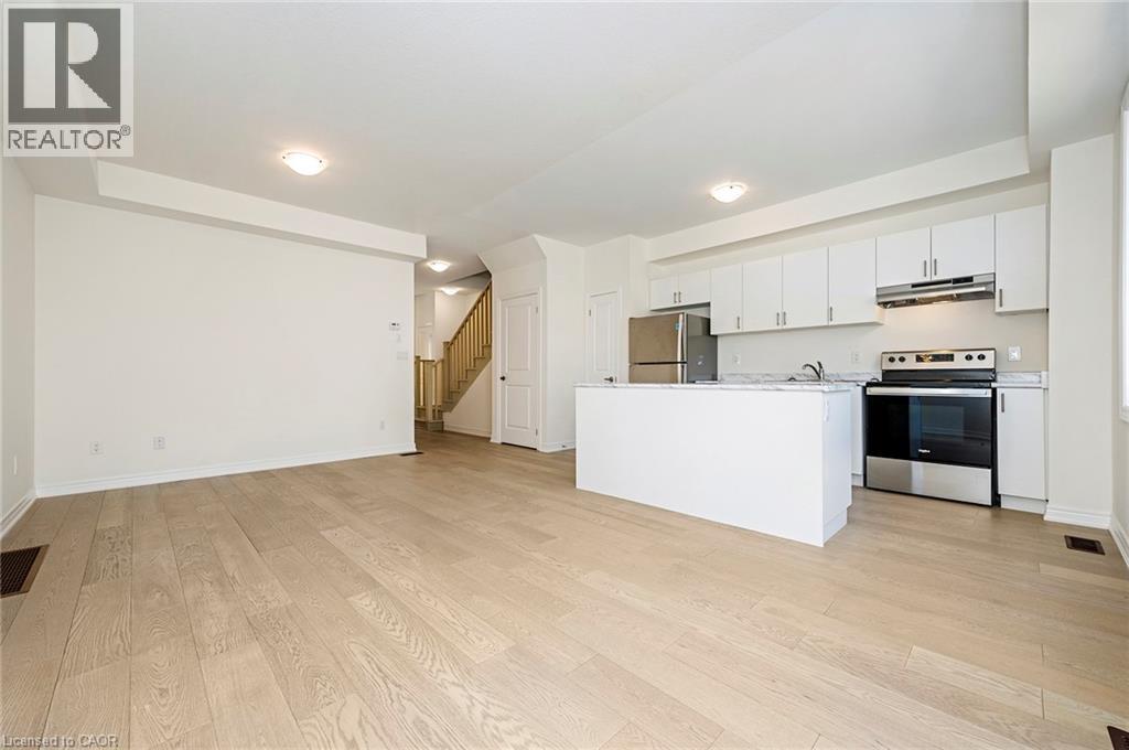 14 Jellicoe Ct, Hamilton, ON L9A 4T1
