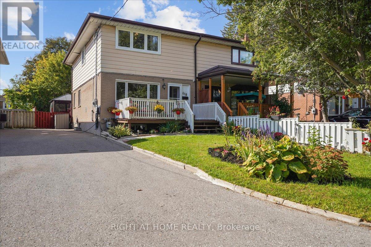 618 Minto St, Oshawa, ON L1G 5K5
