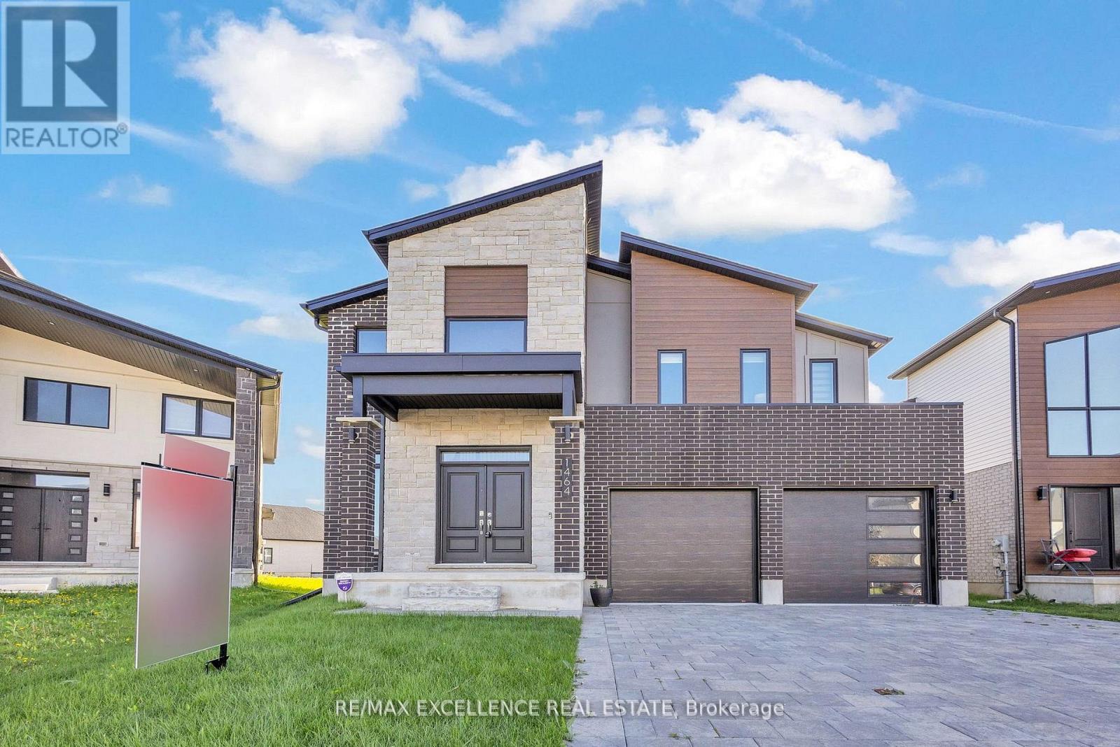 1464 Medway Park Dr, London, ON N6G 0Z6