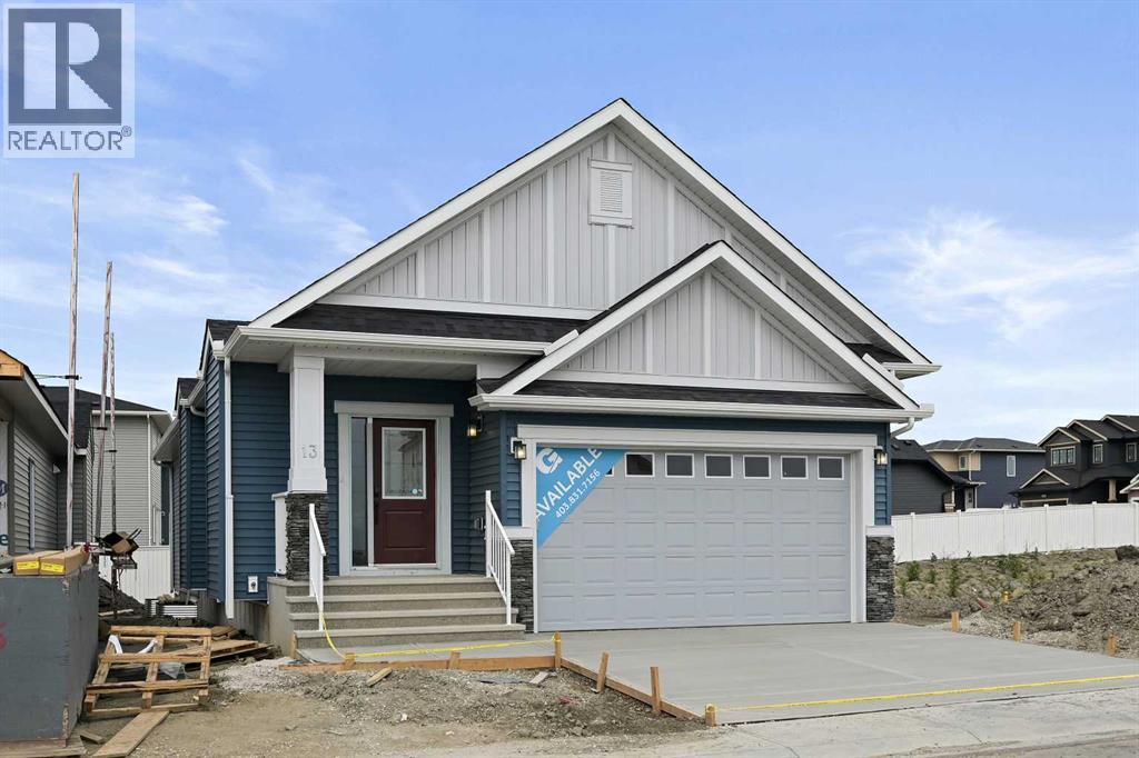 13 Bayview Mews SW, Airdrie, AB T4B 5N8