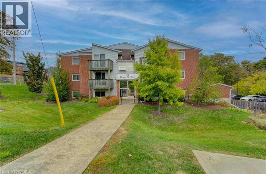 30 Bridge Street W Unit 104, Kitchener, ON N2K 1K4
