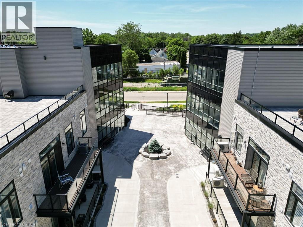 85 Morrell Street Unit 120 A, Brantford, ON N3T 4J6