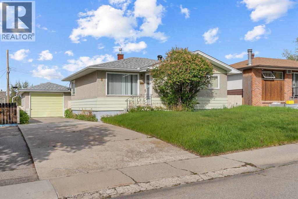 8 Foley Rd SE, Calgary, AB T2H 1A1