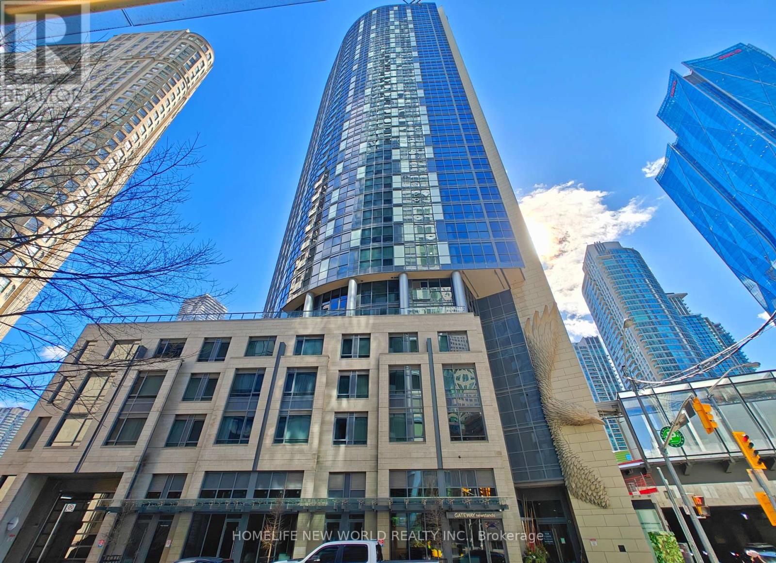 1301 1 The Esplanade, Toronto, ON M5E 0A8